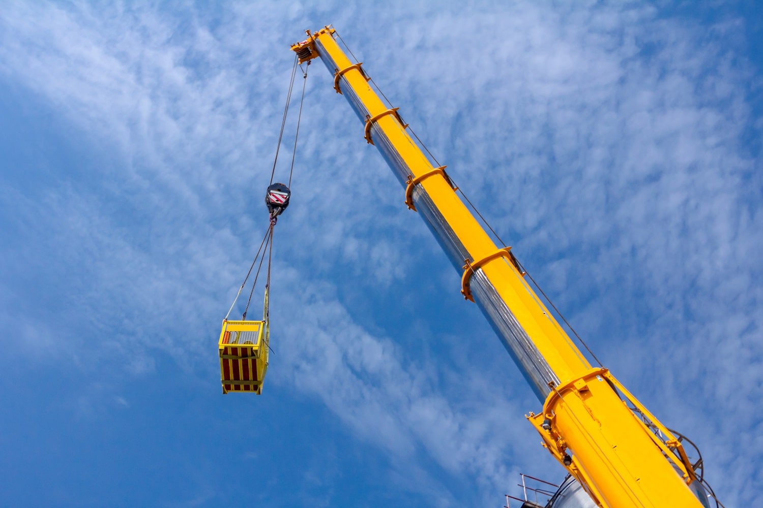 The Benefits Of Using a Crane Man Basket